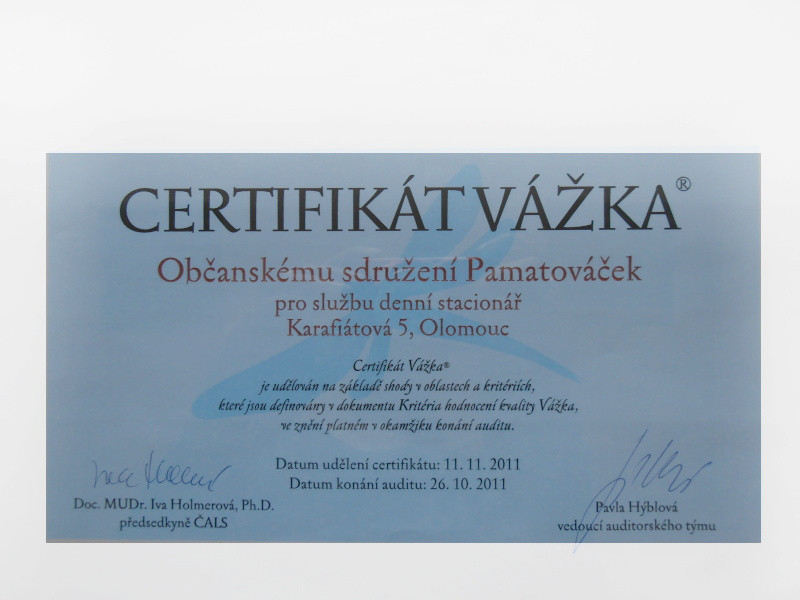 certifikát vážka pro službu denní stacionář Občanskému sdružení Pamatováček, datum udělení certifikátu: 11.11.2011